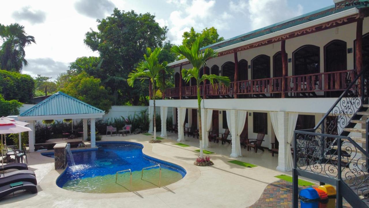 קאוויטה Ocean View Lodge מראה חיצוני תמונה