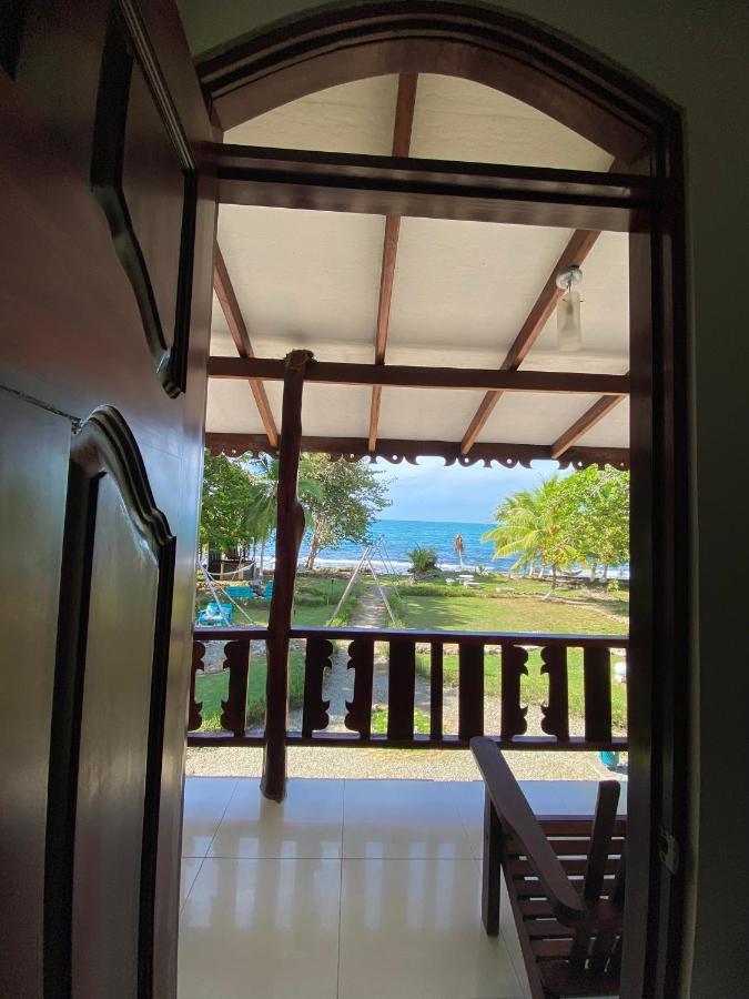 קאוויטה Ocean View Lodge מראה חיצוני תמונה